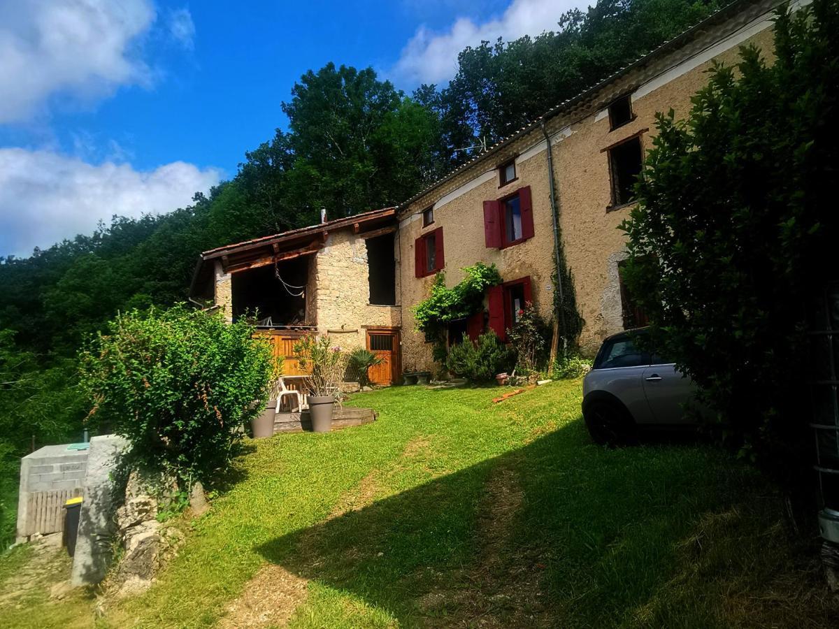 Le Clos Segur Leychert Luaran gambar